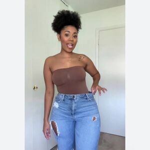 SOLD!!!! SKIMS Strapless Shortie Bodysuit Small / S in Jasper Shapewear